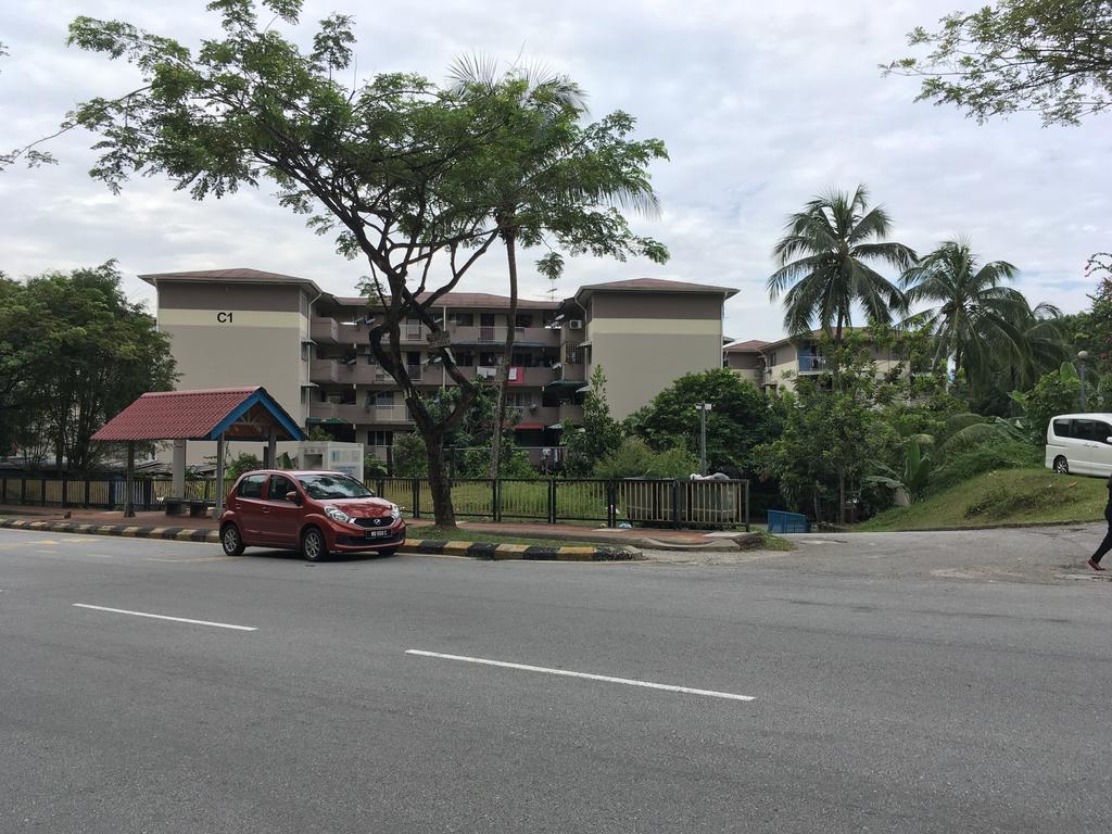 Homestay Farah Wangsa Maju Kl Куала-Лумпур Экстерьер фото