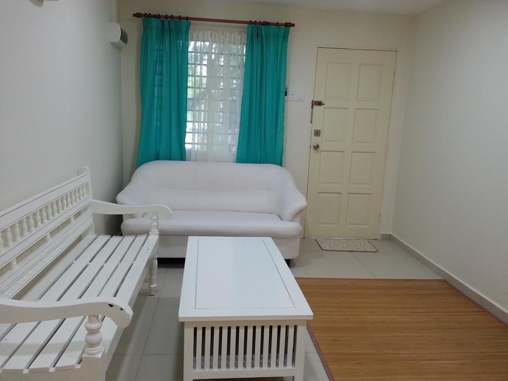 Homestay Farah Wangsa Maju Kl Куала-Лумпур Экстерьер фото